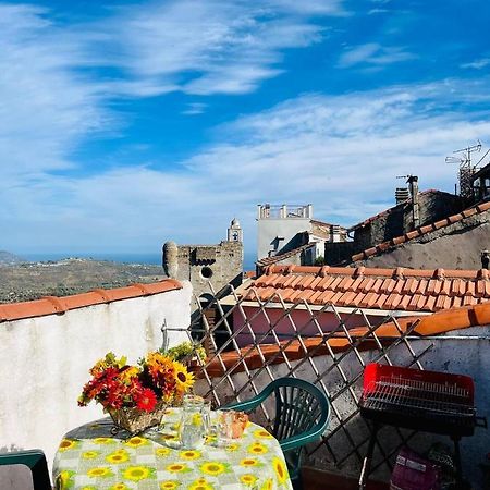 Ca' de Raffe' Apartamento Lingueglietta Exterior foto